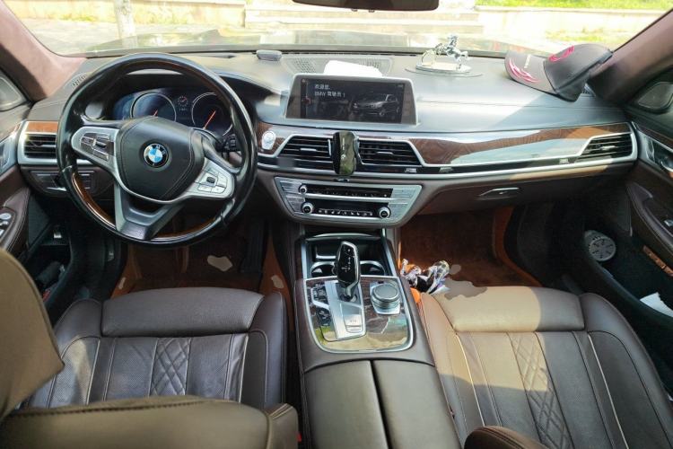 Used BMW 7 Series 2017 740Li xDrive Personalized Custom Edition Center Console