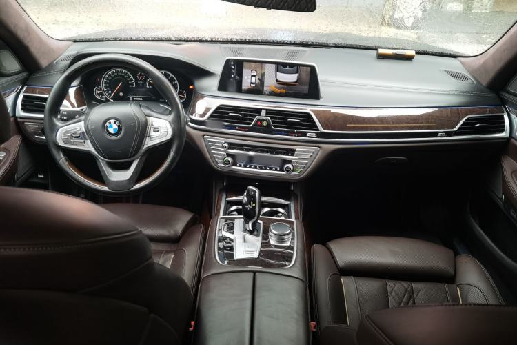 Used BMW 7 Series 2017 740Li xDrive Luxury Edition Center Console