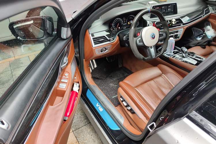 Used BMW 7 Series 2017 M760Li xDrive Driver Seat