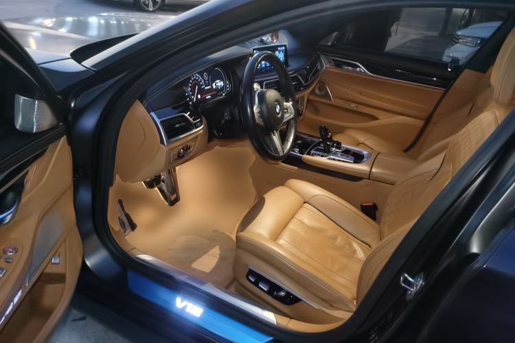 Used BMW 7 Series 2017 M760Li xDrive Driver Seat
