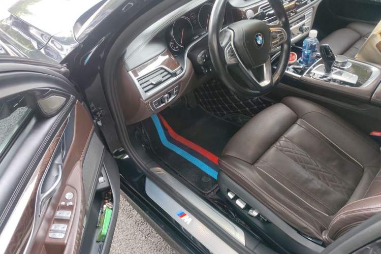 Used BMW 7 Series 2017 740Li xDrive Luxury Edition Driver Seat