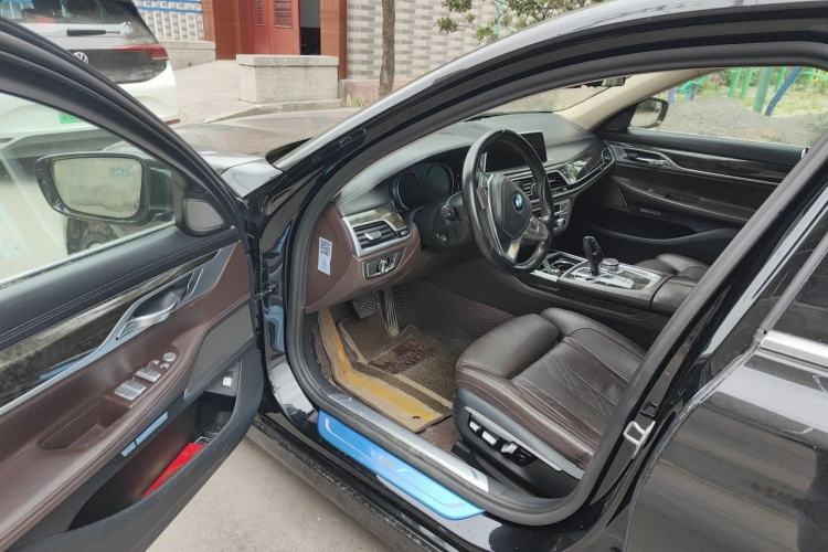 Used BMW 7 Series 2017 740Li Luxury Edition Driver Seat