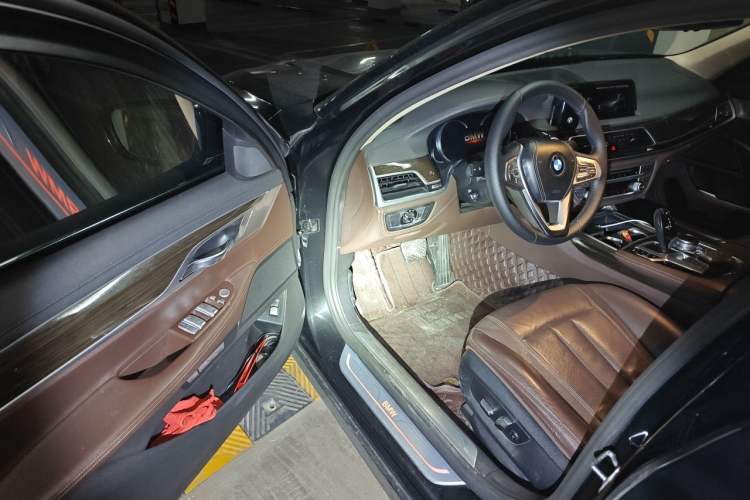 Used BMW 7 Series 2017 730Li Leading Model Driver Seat