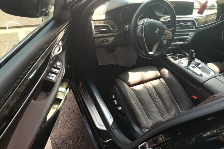 Used BMW 7 Series 2017 740Li Luxury Edition Driver Seat