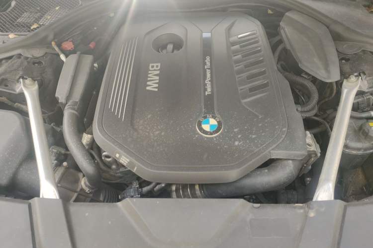 Used BMW 7 Series 2017 740Li xDrive Luxury Edition Engine Bay