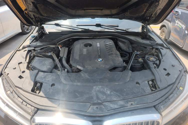 Used BMW 7 Series 2017 740Li xDrive Luxury Edition Engine Bay