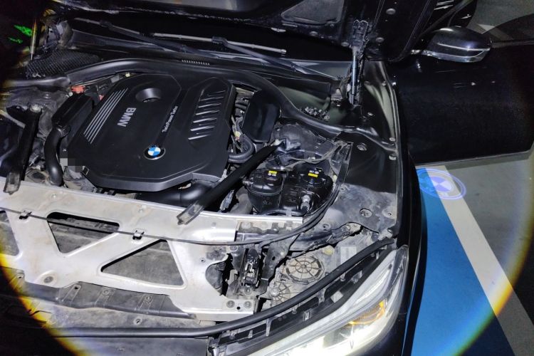 Used BMW 7 Series 2017 740Li Luxury Edition Engine Bay Left