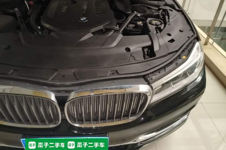 Used BMW 7 Series 2017 740Li xDrive Luxury Edition Engine Bay Left