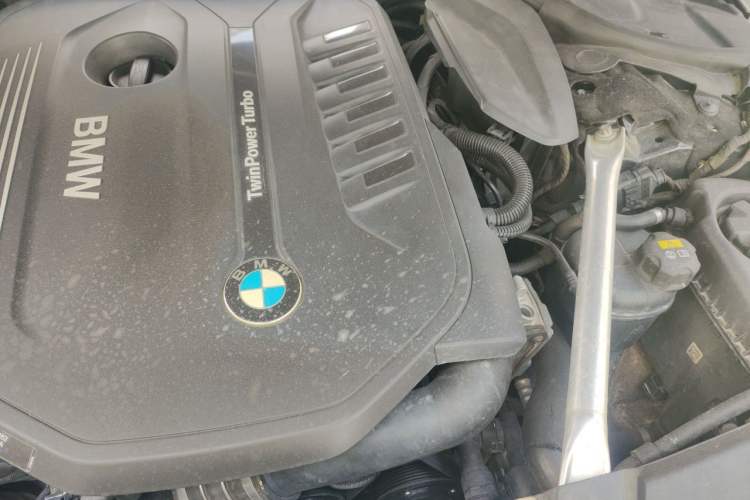 Used BMW 7 Series 2017 740Li xDrive Luxury Edition Engine Bay Left