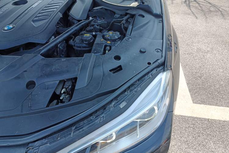 Used BMW 7 Series 2017 740Li Luxury Edition Engine Bay Left