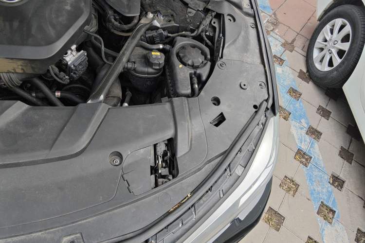 Used BMW 7 Series 2017 730Li Leading Model Engine Bay Left
