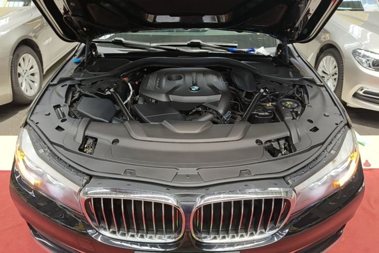 Used BMW 7 Series 2017 730Li Leading Model Engine Bay