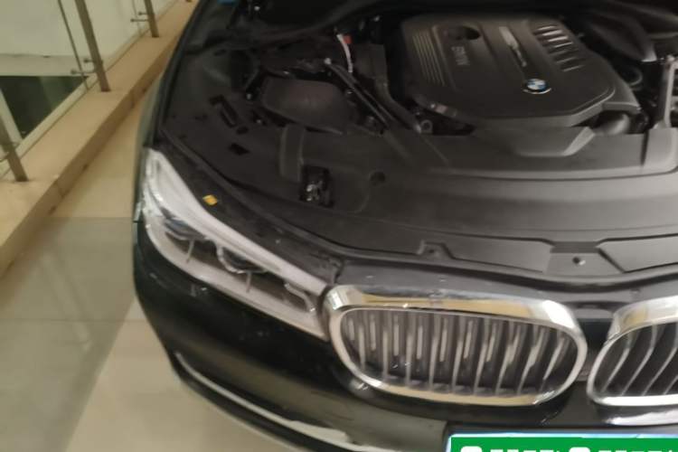 Used BMW 7 Series 2017 740Li xDrive Luxury Edition Engine Bay Right