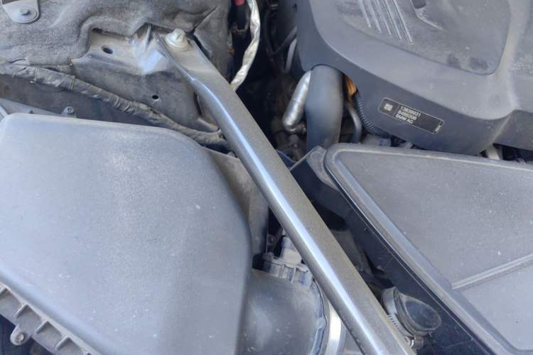 Used BMW 7 Series 2017 730Li Leading Model Engine Bay Right