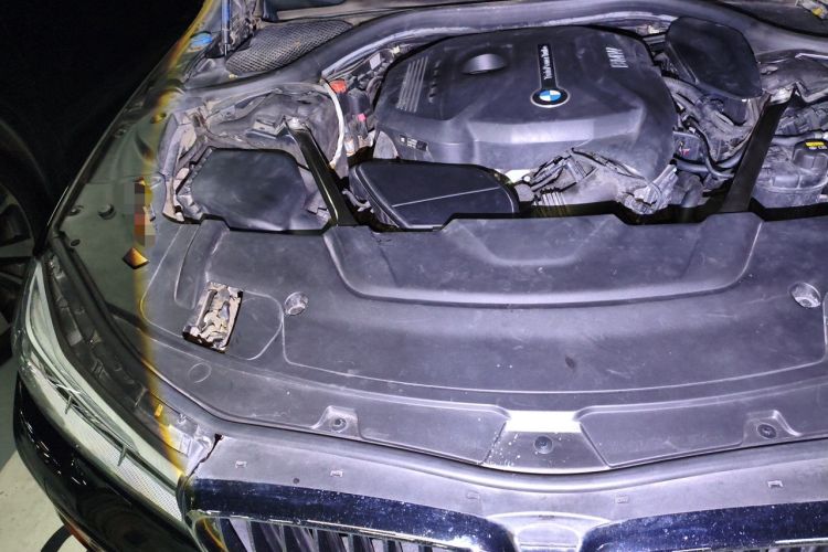 Used BMW 7 Series 2017 730Li Luxury Model Engine Bay Right