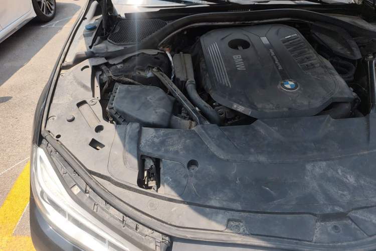 Used BMW 7 Series 2017 740Li xDrive Luxury Edition Engine Bay Right