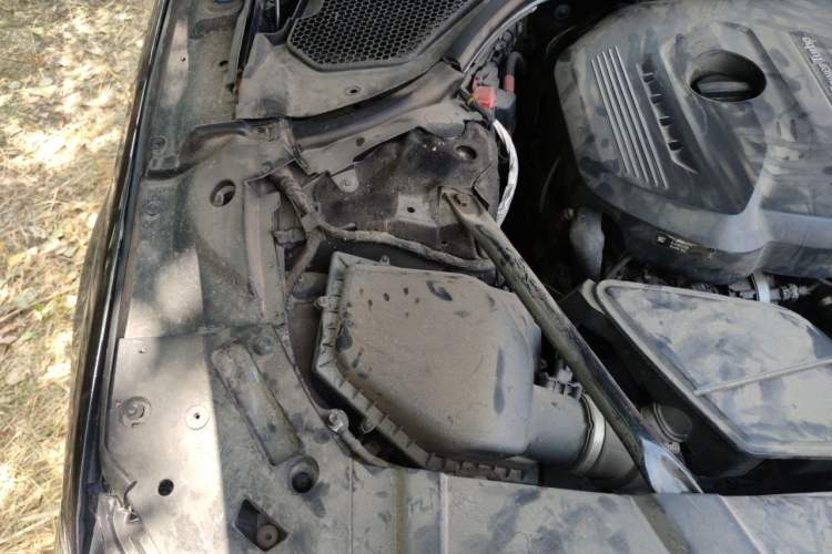 Used BMW 7 Series 2017 730Li Luxury Model Engine Bay Right