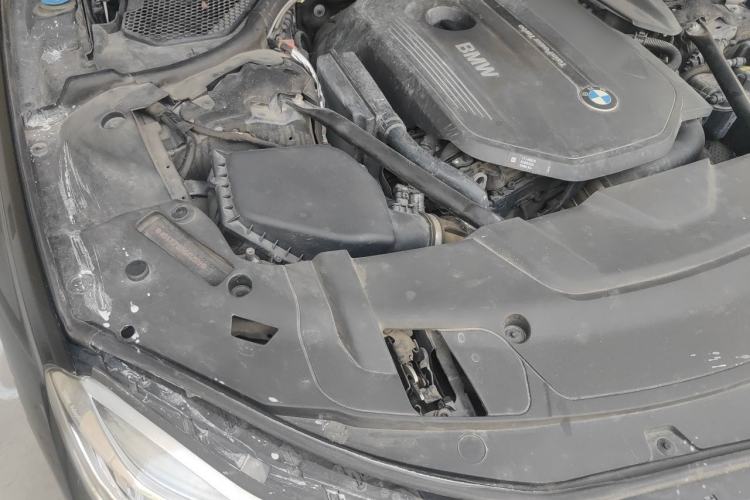 Used BMW 7 Series 2017 740Li Luxury Edition Engine Bay Right