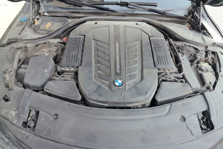 Used BMW 7 Series 2017 M760Li xDrive Engine Bay