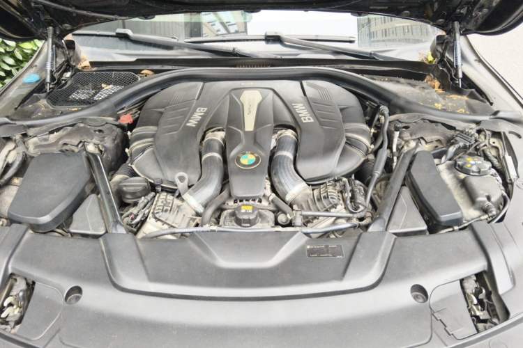 Used BMW 7 Series 2017 750Li xDrive Personalized Custom Edition Four-Seater Engine Bay