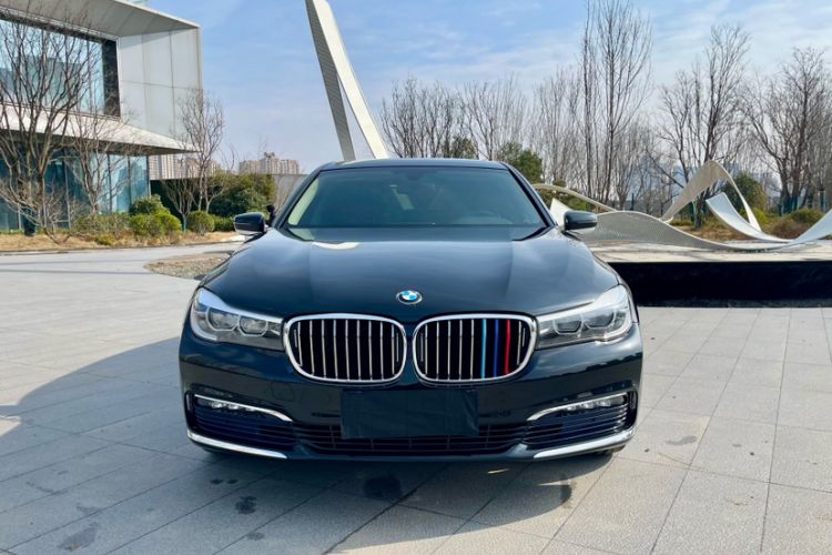 Used BMW 7 Series 2017 730Li Leading Model Exterior 1