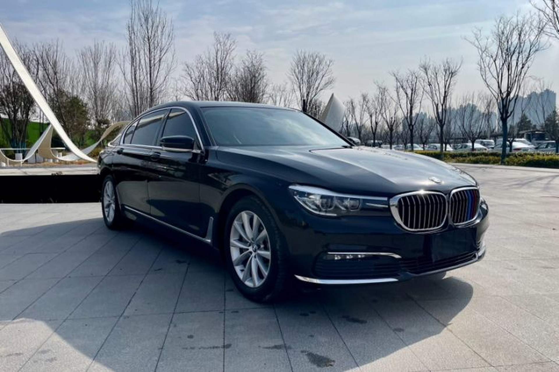 Used BMW 7 Series 2017 730Li Leading Model Exterior 2