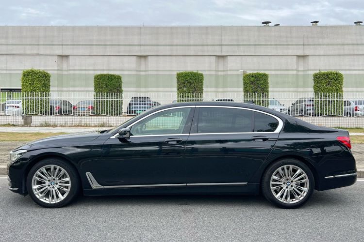Used BMW 7 Series 2017 740Li Luxury Edition Exterior 2