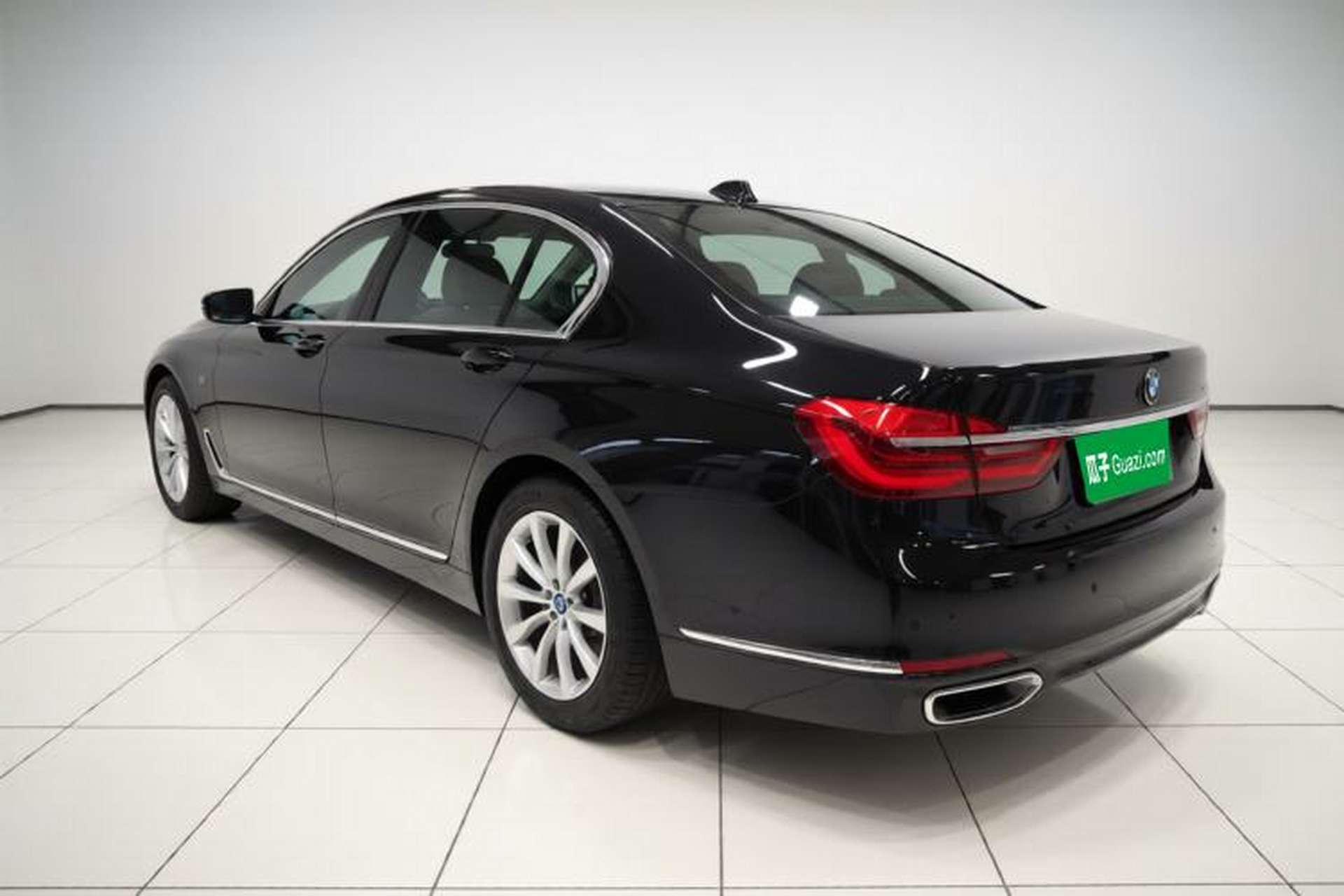 Used BMW 7 Series 2017 730Li Luxury Model Exterior 3