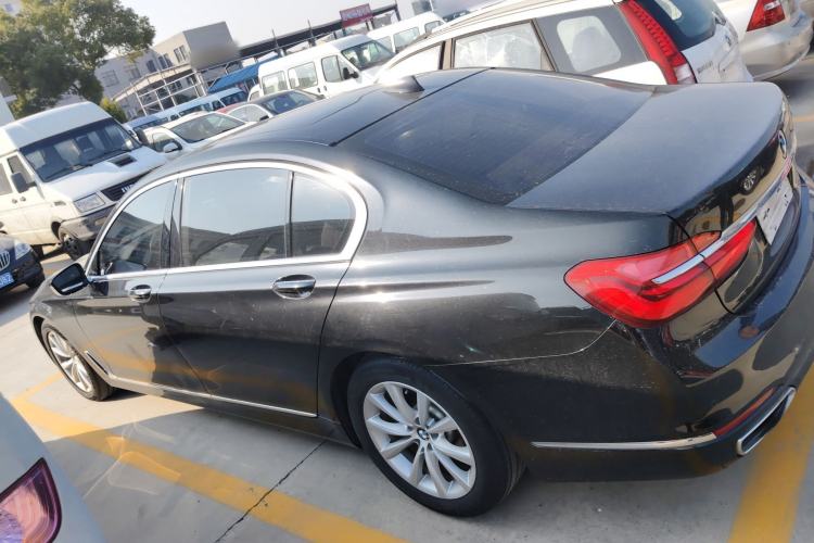 Used BMW 7 Series 2017 730Li Leading Model Exterior 3