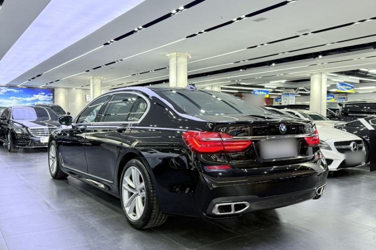 Used BMW 7 Series 2017 740Li Luxury Edition Exterior 3