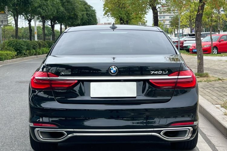 Used BMW 7 Series 2017 740Li Luxury Edition Exterior 3