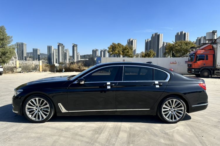 Used BMW 7 Series 2017 740Li Luxury Edition Exterior 3
