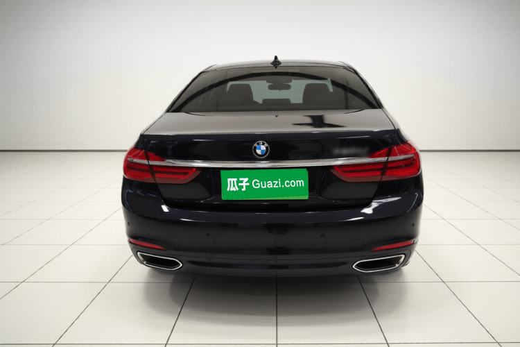 Used BMW 7 Series 2017 730Li Luxury Model Exterior 4