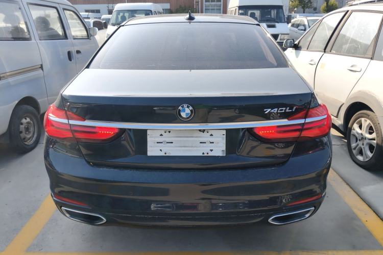 Used BMW 7 Series 2017 730Li Leading Model Exterior 4