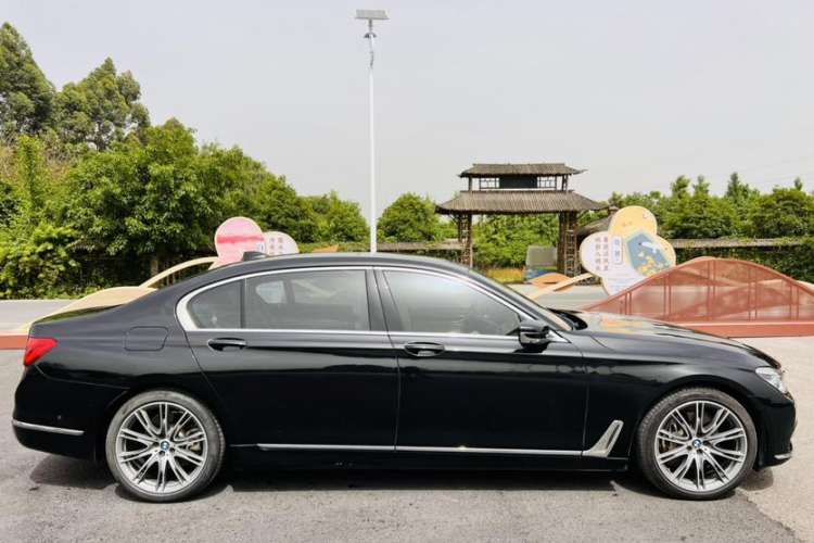 Used BMW 7 Series 2017 740Li xDrive Luxury Edition Exterior 4