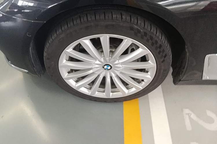 Used BMW 7 Series 2017 740Li xDrive Luxury Edition Exterior 4