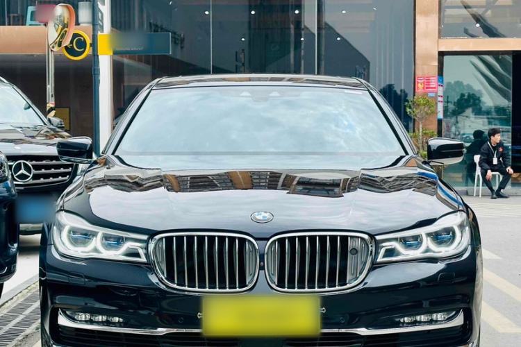 Used BMW 7 Series 2017 750Li xDrive Personalized Custom Edition Four-Seater Exterior 4