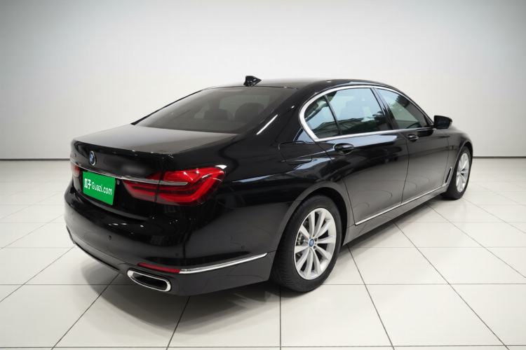 Used BMW 7 Series 2017 730Li Luxury Model Exterior 5