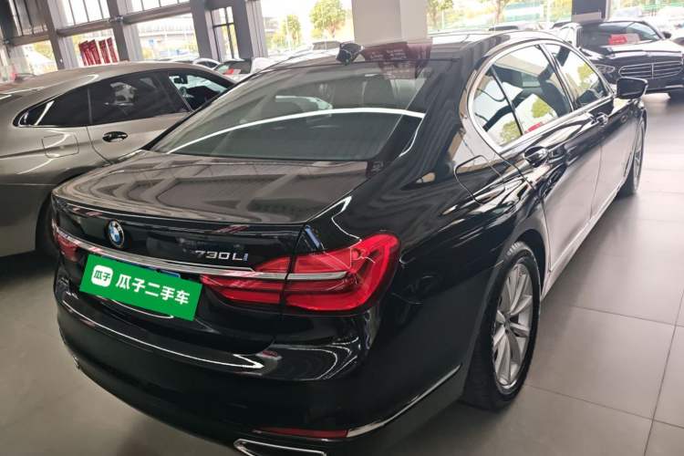Used BMW 7 Series 2017 730Li Leading Model Exterior 5