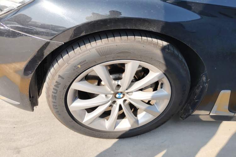 Used BMW 7 Series 2017 730Li Leading Model Exterior 7