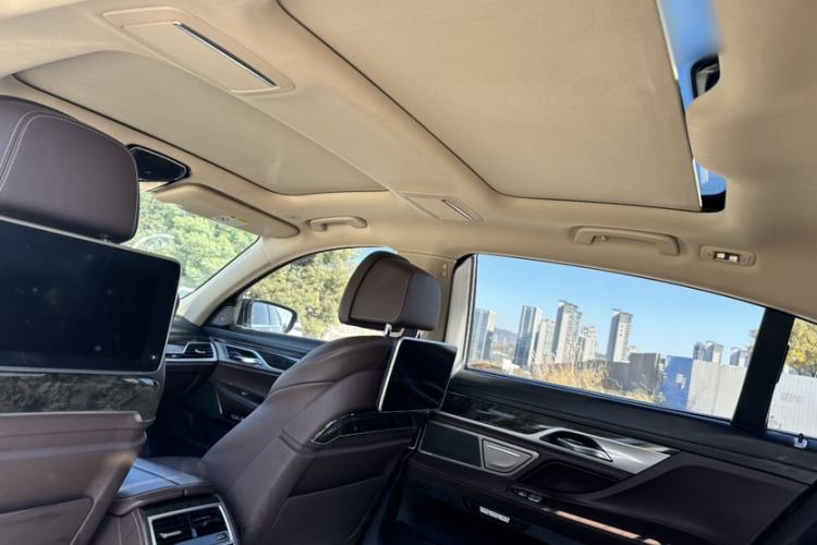 Used BMW 7 Series 2017 740Li Luxury Edition Exterior 7