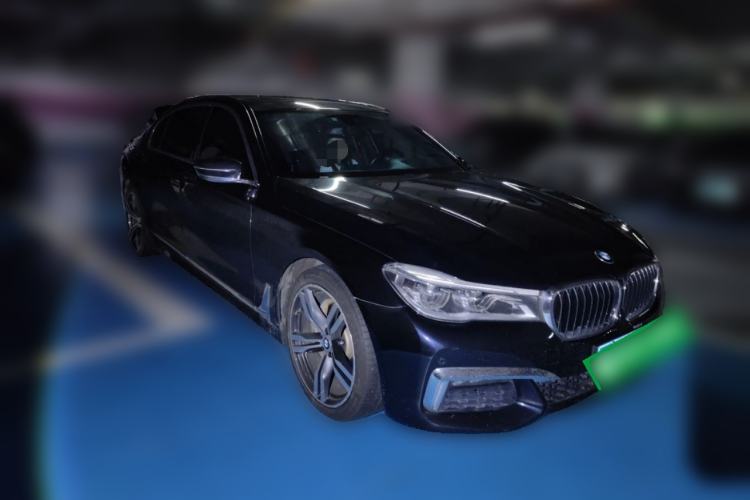 Used BMW 7 Series 2017 740Li Luxury Edition Front Right 45 Deg