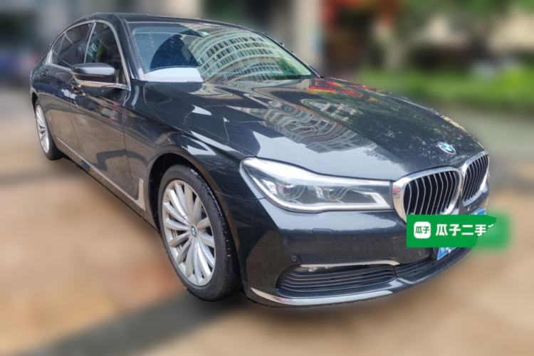 Used BMW 7 Series 2017 730Li Luxury Model Front Right 45 Deg