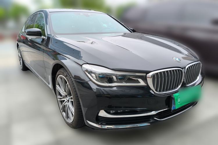 Used BMW 7 Series 2017 740Li xDrive Luxury Edition Front Right 45 Deg