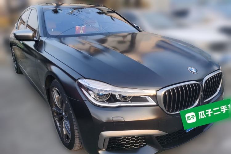 Used BMW 7 Series 2017 M760Li xDrive Front Right 45 Deg