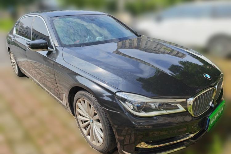 Used BMW 7 Series 2017 740Li xDrive Personalized Custom Edition Front Right 45 Deg