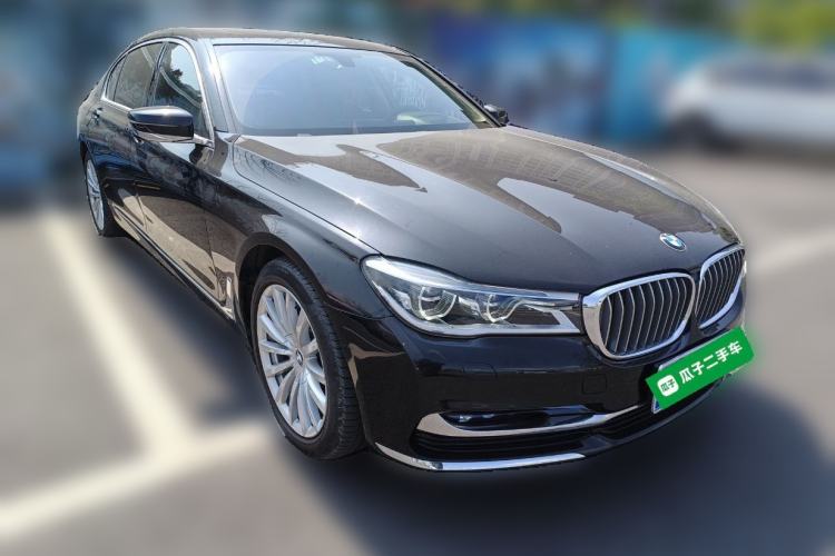 Used BMW 7 Series 2017 740Li Luxury Edition Front Right 45 Deg