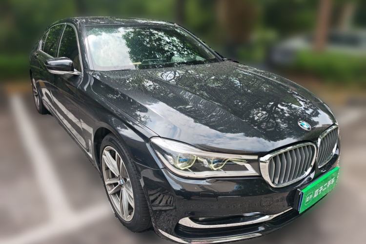 Used BMW 7 Series 2017 740Li xDrive Luxury Edition Front Right 45 Deg