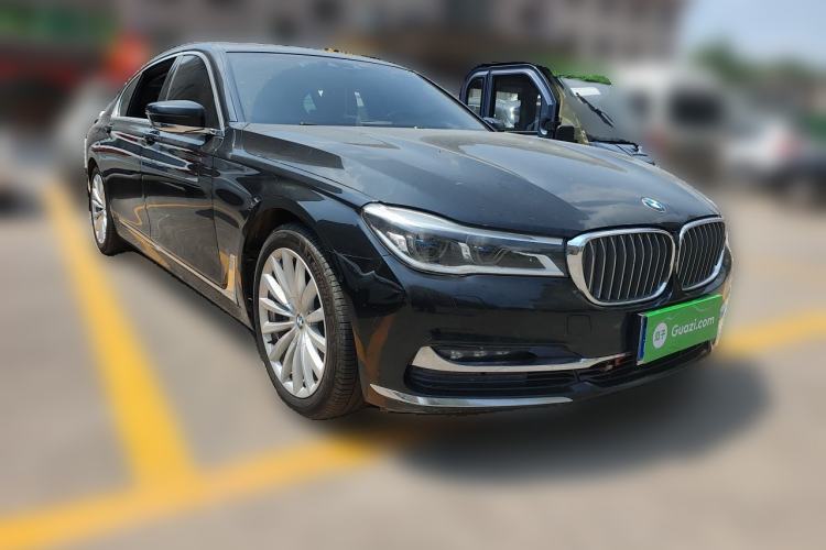 Used BMW 7 Series 2017 740Li xDrive Luxury Edition Front Right 45 Deg