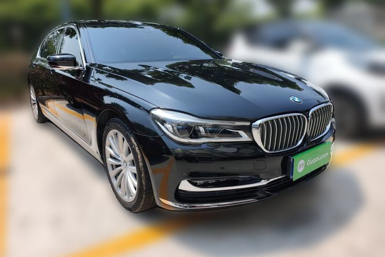 Used BMW 7 Series 2017 740Li xDrive Luxury Edition Front Right 45 Deg